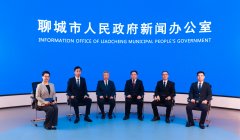 <b>聊城市茌平区菜屯镇：黄沙披绿拆 木业兴菜屯</b>